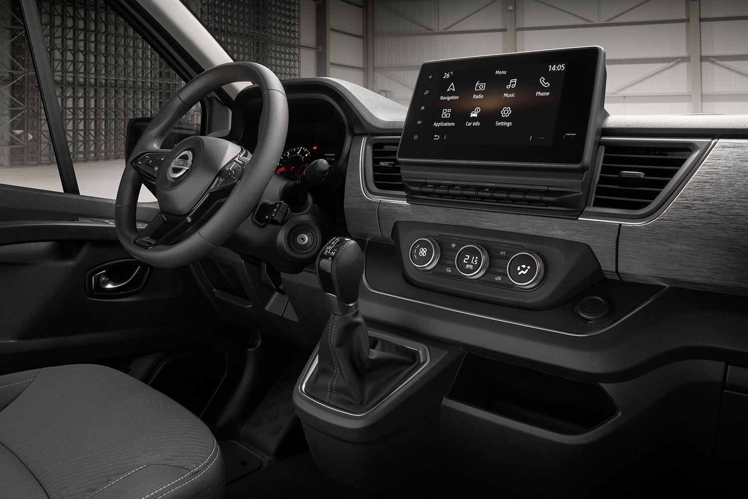 Nissan Interstar Van gallery image