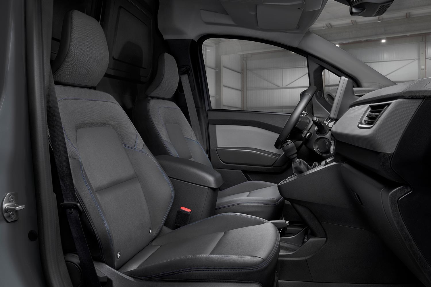 Nissan Townstar gallery image