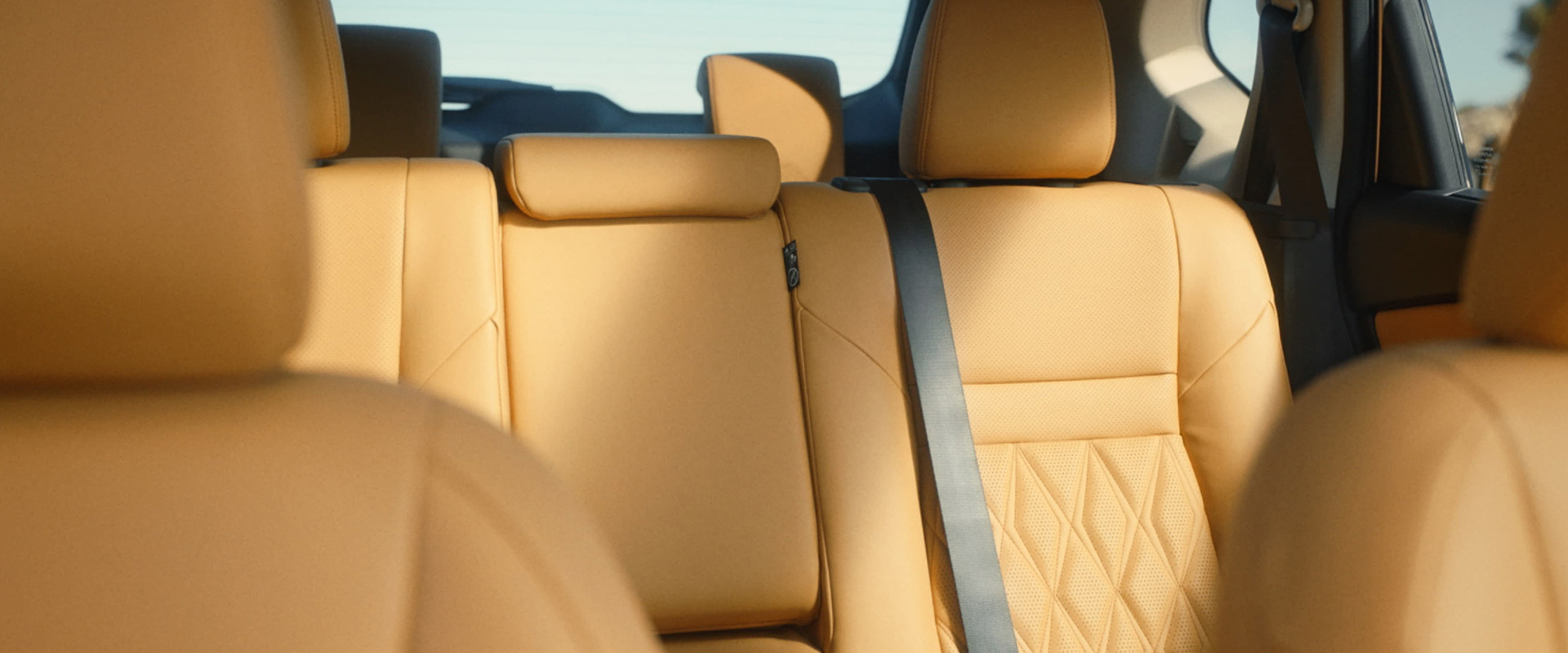 Nissan Xtrail interior image